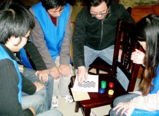 艾萊依第二批員工赴天目湖拓展訓(xùn)練