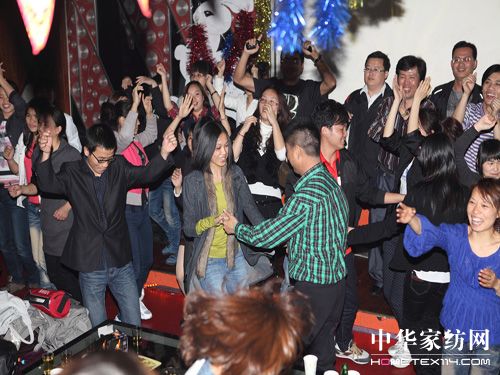 Ҿ2010ꃞ(yu)TC(jing)(hu)AM(mn)xĻ