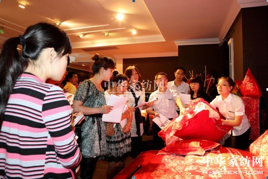 邂逅*秋—莎鯊家紡2011秋冬新品發(fā)布會(huì)