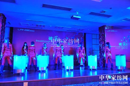 {(ln)2011ﶬӆ؛(hu)AM